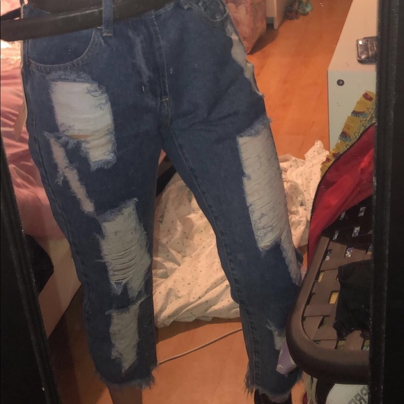 cropped boyfriend jeans - Picture 3 of 3